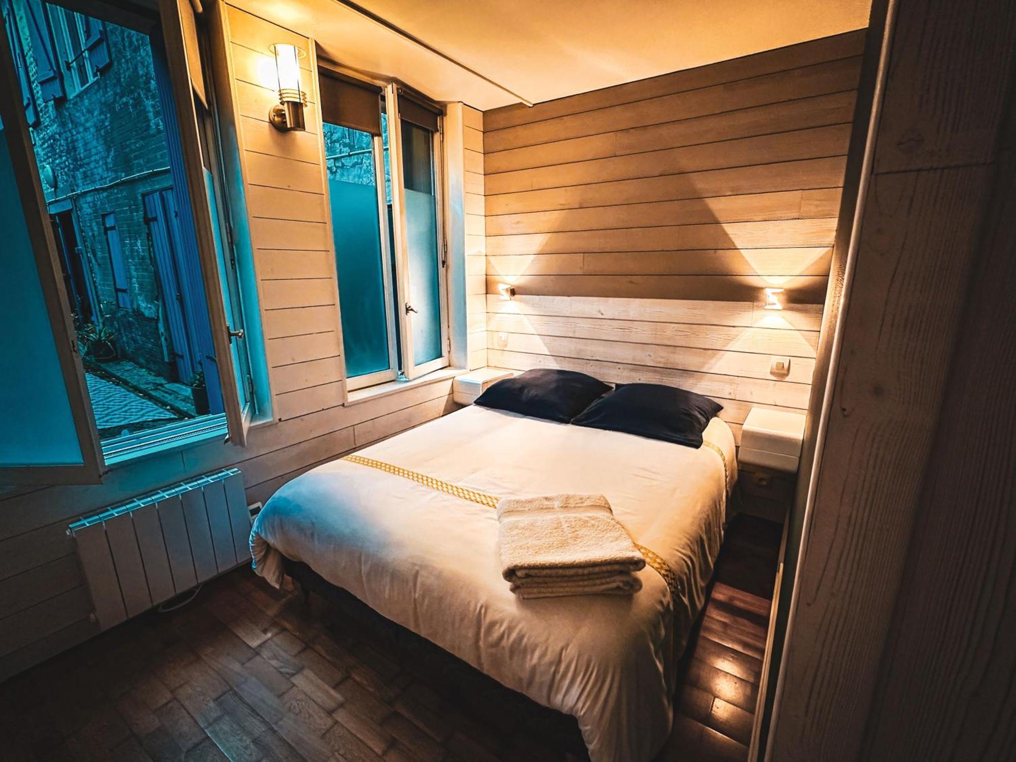 Le 105, Honfleur Bed & Breakfast エクステリア 写真