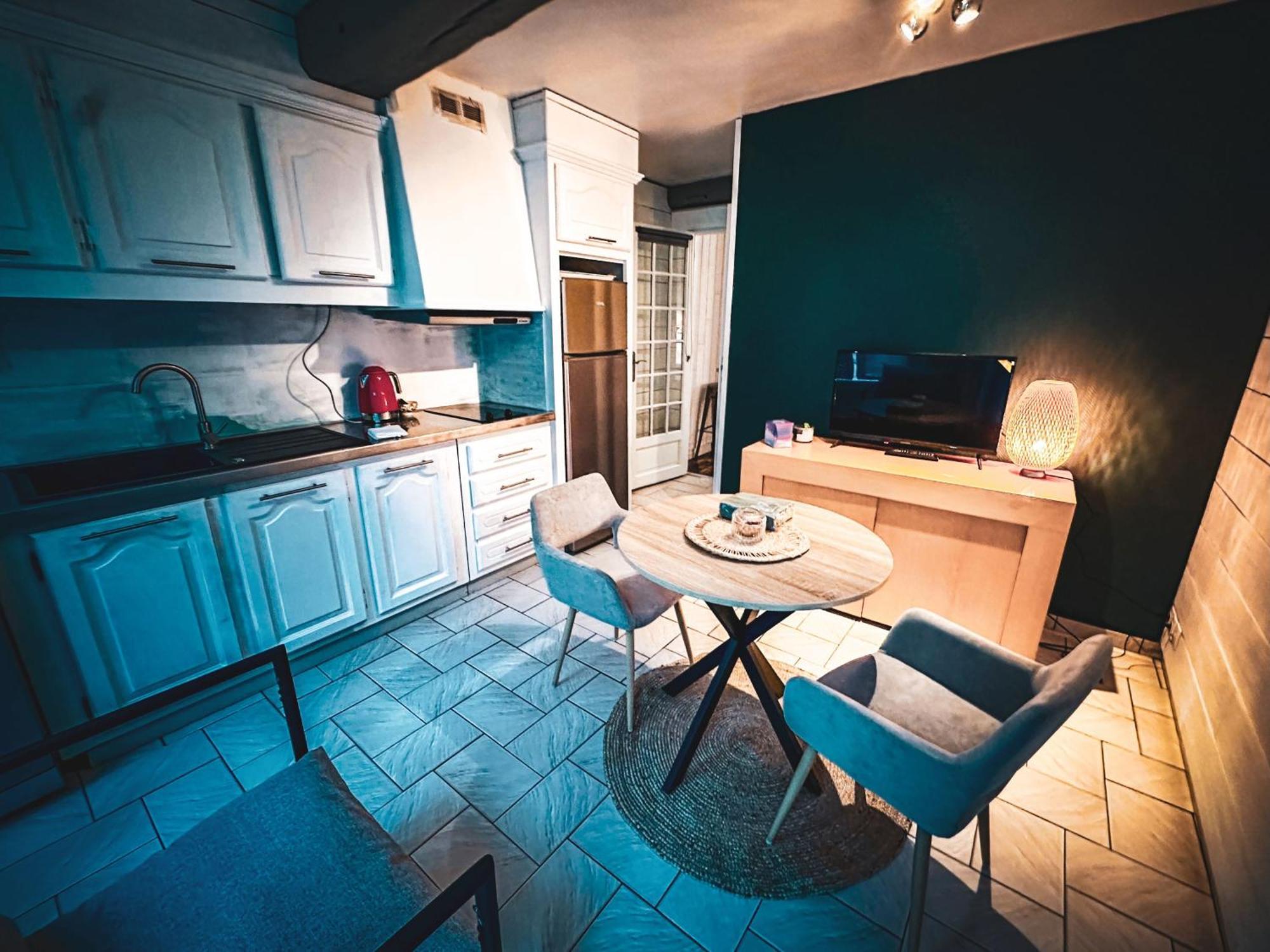 Le 105, Honfleur Bed & Breakfast エクステリア 写真